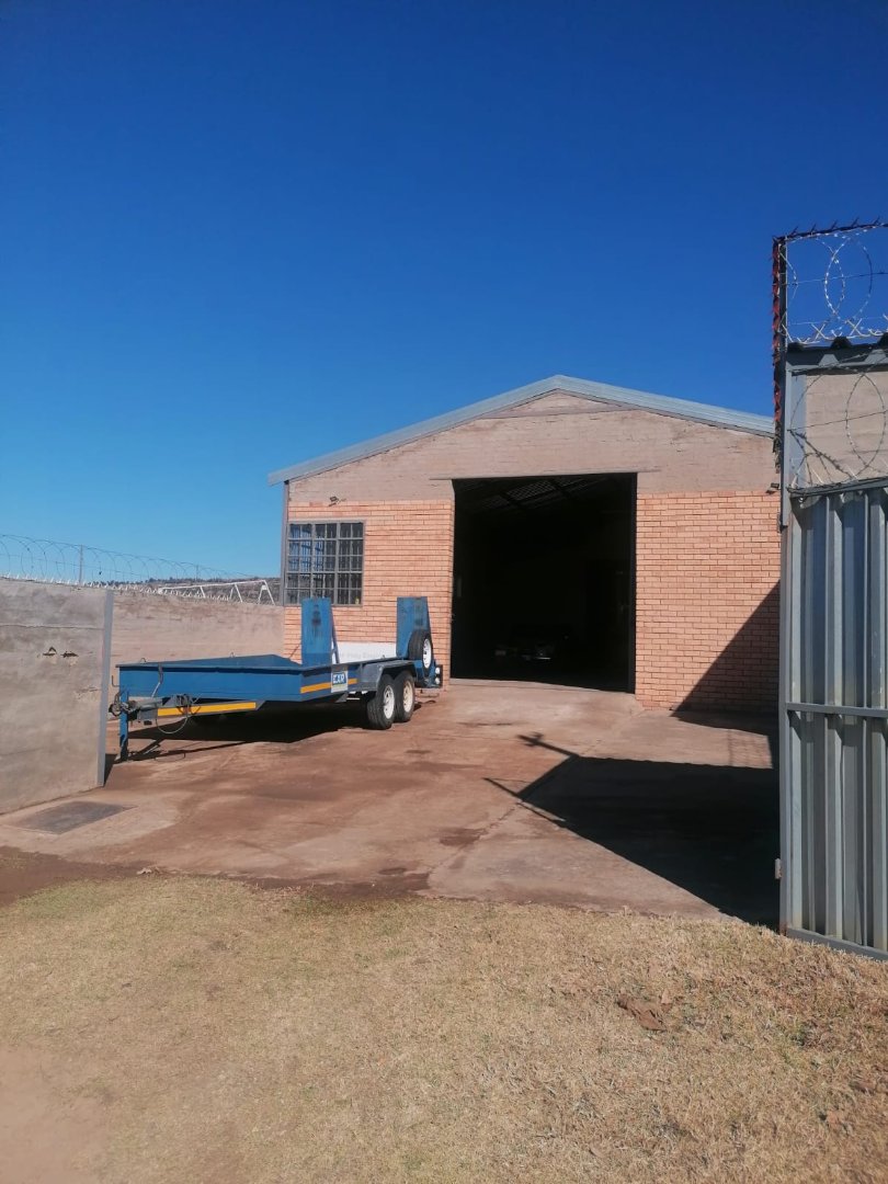 4 Bedroom Property for Sale in Ladybrand Free State